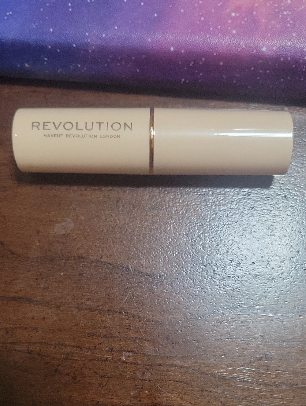 Revolution foundation stick f12
